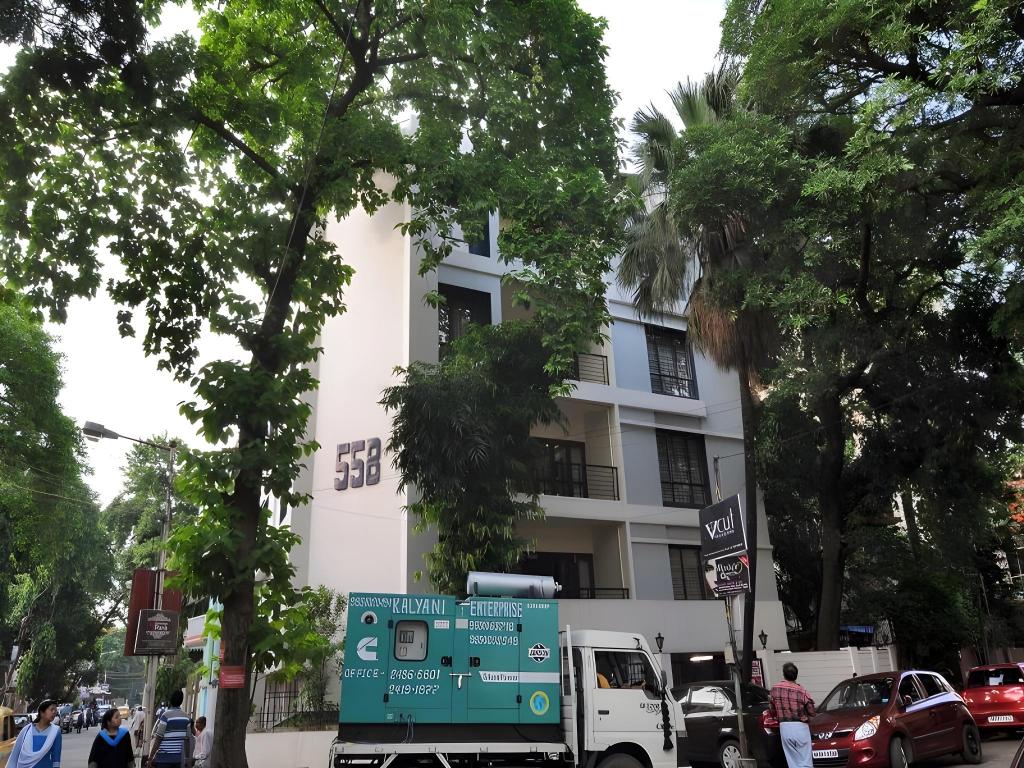 55B hindustan park
